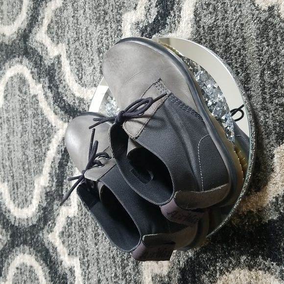 Dr. Martens Mens Wilson Chukka Boot Black and Grey - Picture 9 of 14